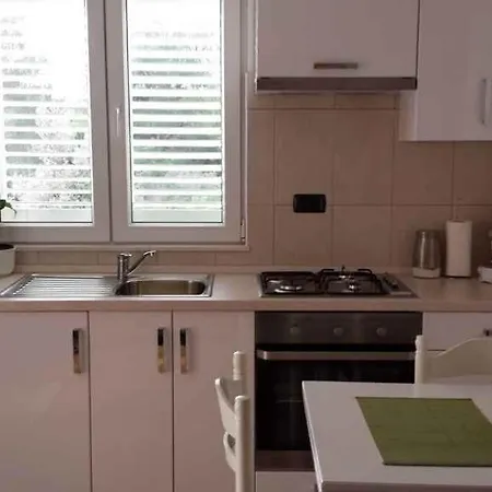 Villa In - Sibenik Riviera 36449 Rogoznica (Sibenik-Knin)