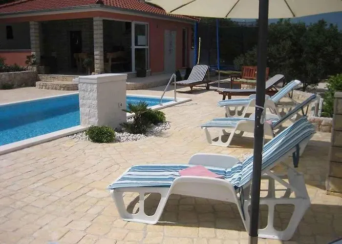 In - Sibenik Riviera 36449 *